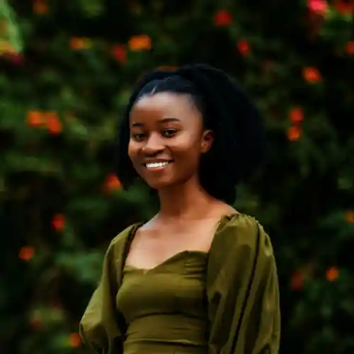 photo de profil de Vivuya Mungosy Djofina