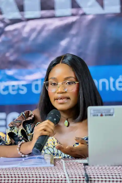 photo de profil de Mbambu Mbakaniaki