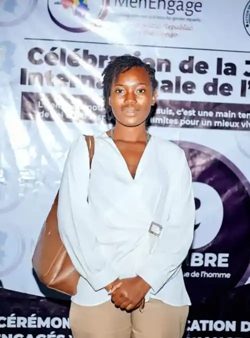 photo de profil de Esther Kizito Neza