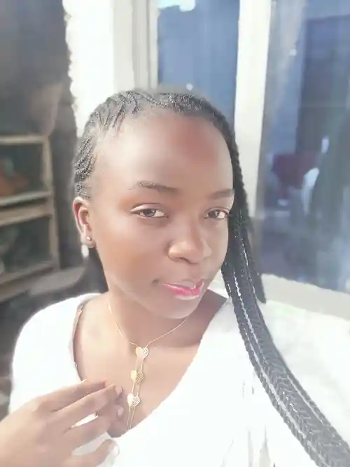 photo de profil de Kavira vindu