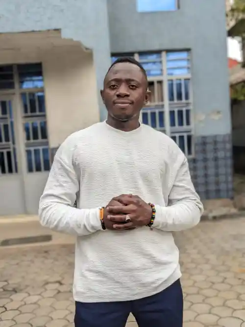 photo de profil de Espoir Omar