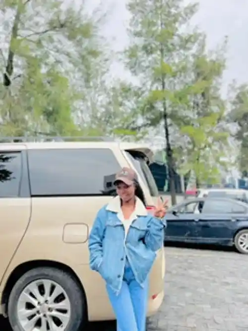 photo de profil de Alicia NDIVITO