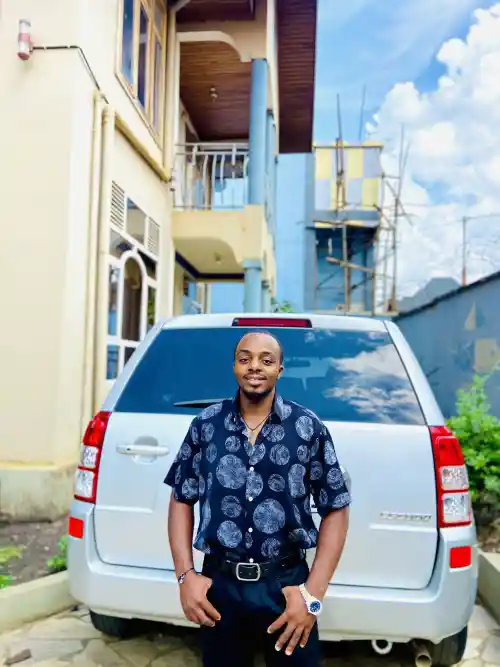 photo de profil de Arcange Ndivito