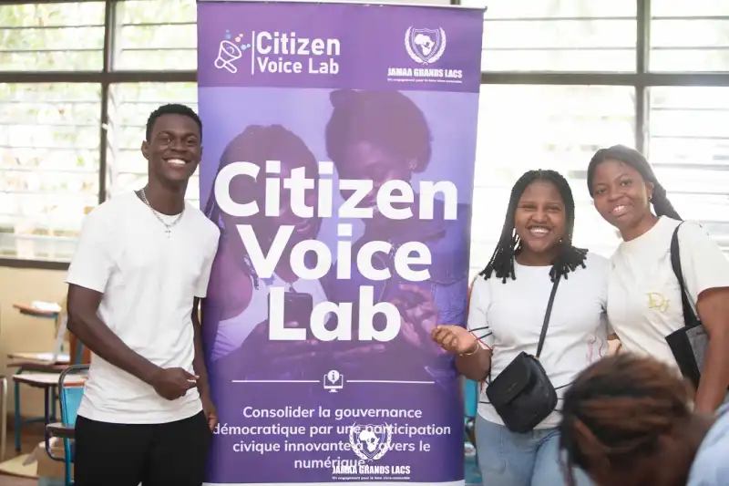 Image Merci à tous les jeunes acteurs au sein de Citizen Voice Lab pour leur engagement tout au long de l’année. Ensemble, nous continuons à faire entendre les voix citoyennes et à renforcer la démocratie participative et inclusive.