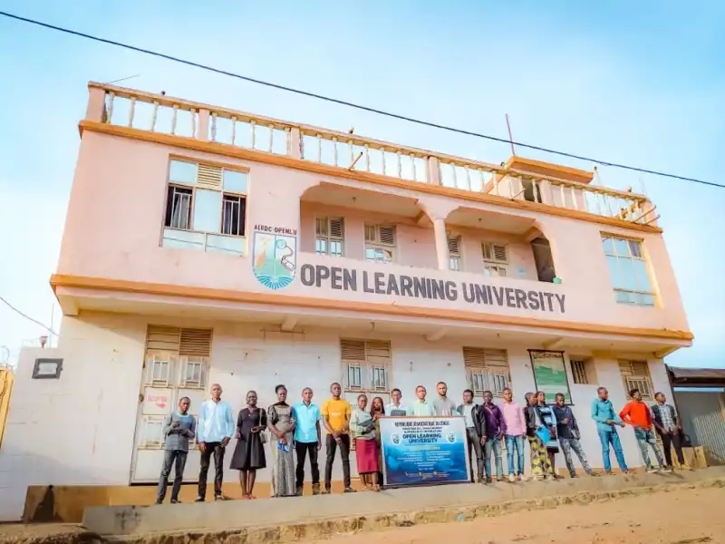 Image OPENLU notre alma mateur , université d’excellence internationale, berceau de l’humanité et des idées. Ici naissent savoirs, innovations et leaders de demain. Venez chez nous, apprendre, créer, rayonner ensemble, au cœur académique du monde.