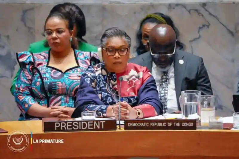 Image La présidence de la RDC au Conseil de sécurité de l'ONU met en lumière les violences sexuelles en contexte de conflit. Ce sujet soulève des enjeux majeurs, tant sur le plan des droits humains que de la justice internationale. Les opinions divergent : certains plaident pour une action renforcée, tandis que d'autres s'interrogent sur l'efficacité des mesures prises. Comment ces discussions peuvent-elles transformer la réalité sur le terrain et favoriser une véritable prise en charge des victimes ? Qu’en pensez-vous ?